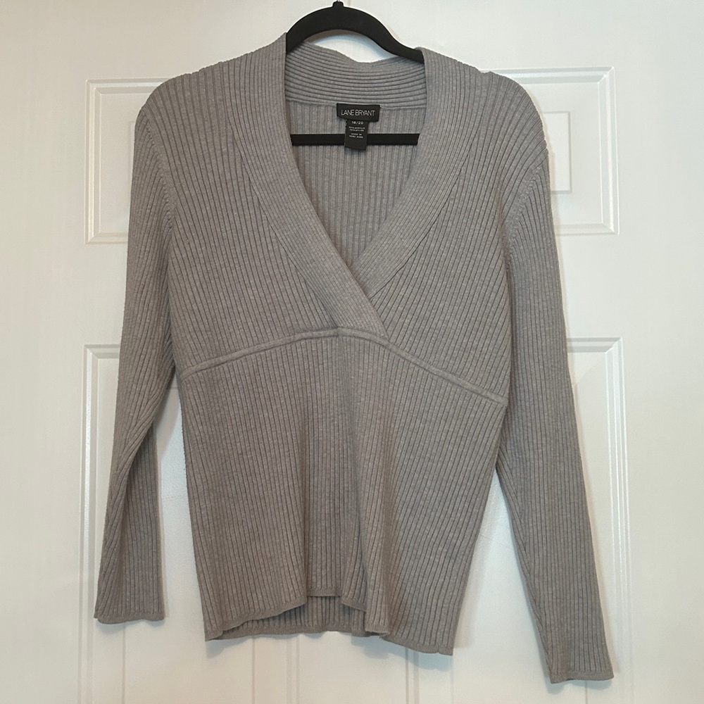 Lane Bryant Ribbed Knit Sweater 18/20 Gray V-Neck Casual Career Stretch Nuetral